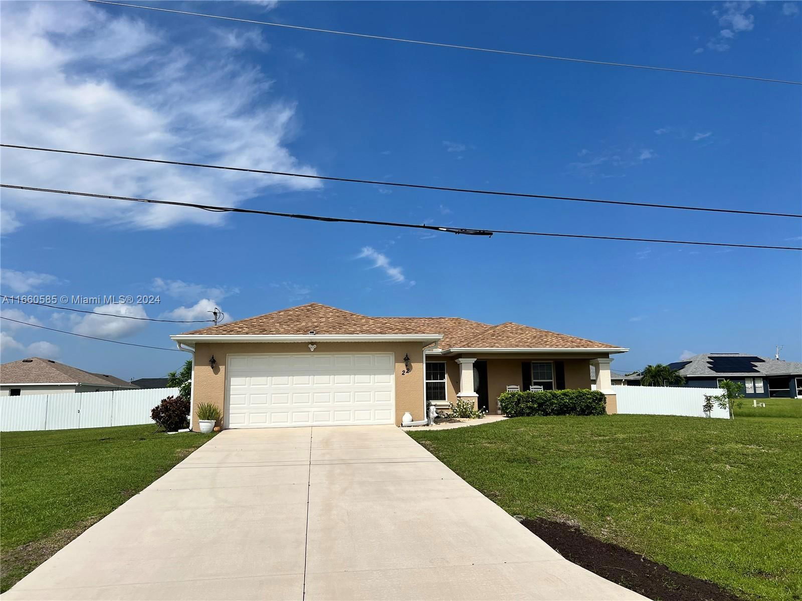 Real estate property located at 22 17TH PL, Lee, Cape Coral, Cape Coral, FL