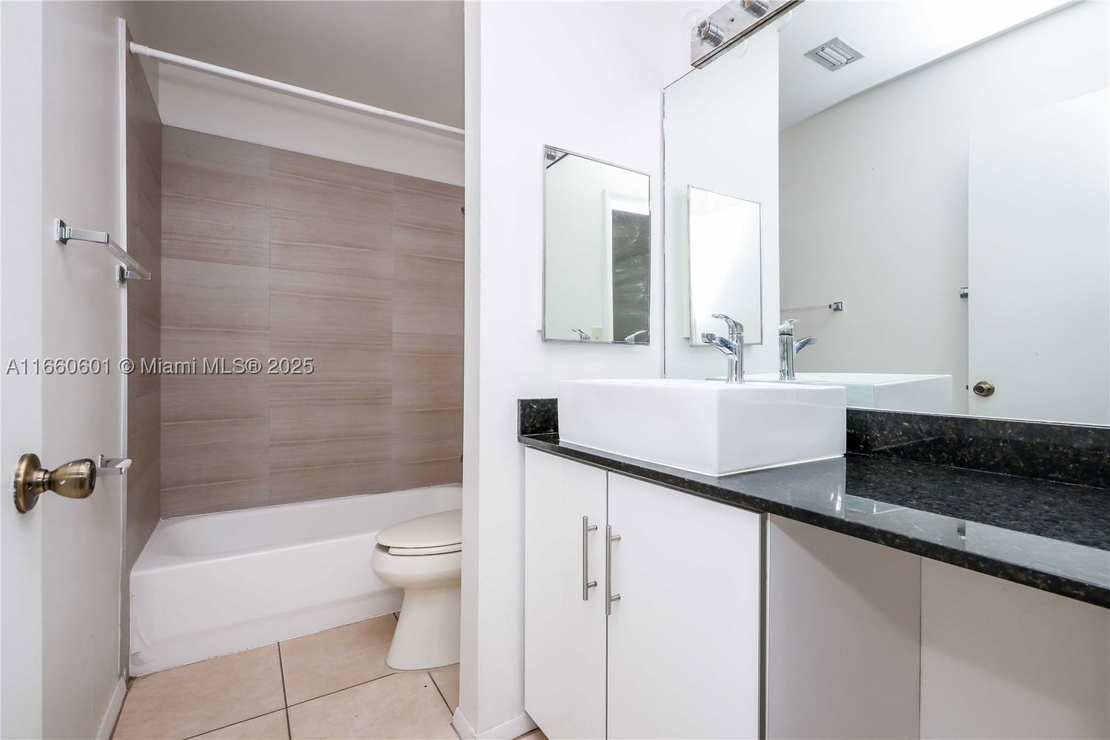 Real estate property located at 446 113th Way #446, Broward, Fairway Greens Condo Home, Pembroke Pines, FL