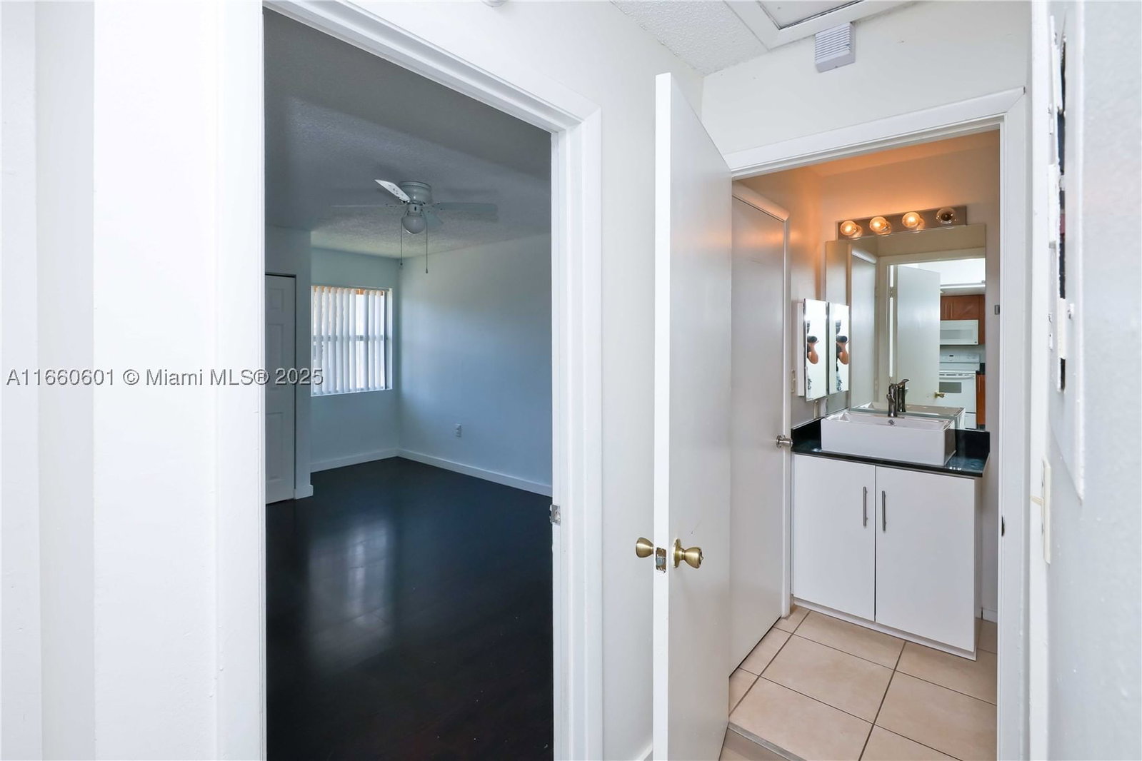 Real estate property located at 446 113th Way #446, Broward, Fairway Greens Condo Home, Pembroke Pines, FL