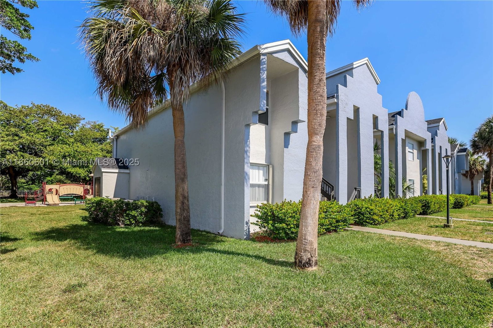Real estate property located at 446 113th Way #446, Broward, Fairway Greens Condo Home, Pembroke Pines, FL
