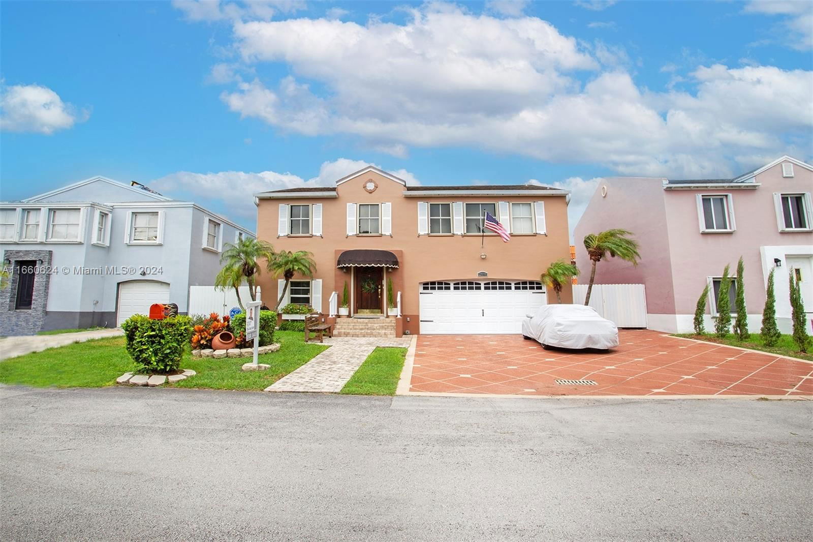 Real estate property located at 27030 120th Ave Rd, Miami-Dade, CUTLER LANDINGS, Homestead, FL