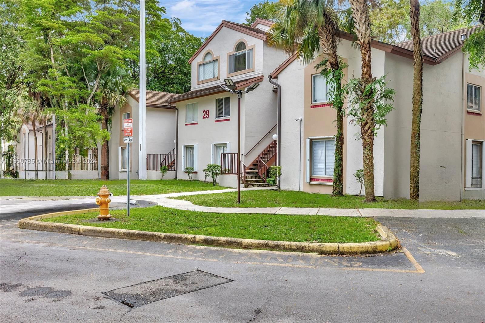 Real estate property located at 14030 90th Ter #14030, Miami-Dade, PARC VISTA CONDO, Miami, FL