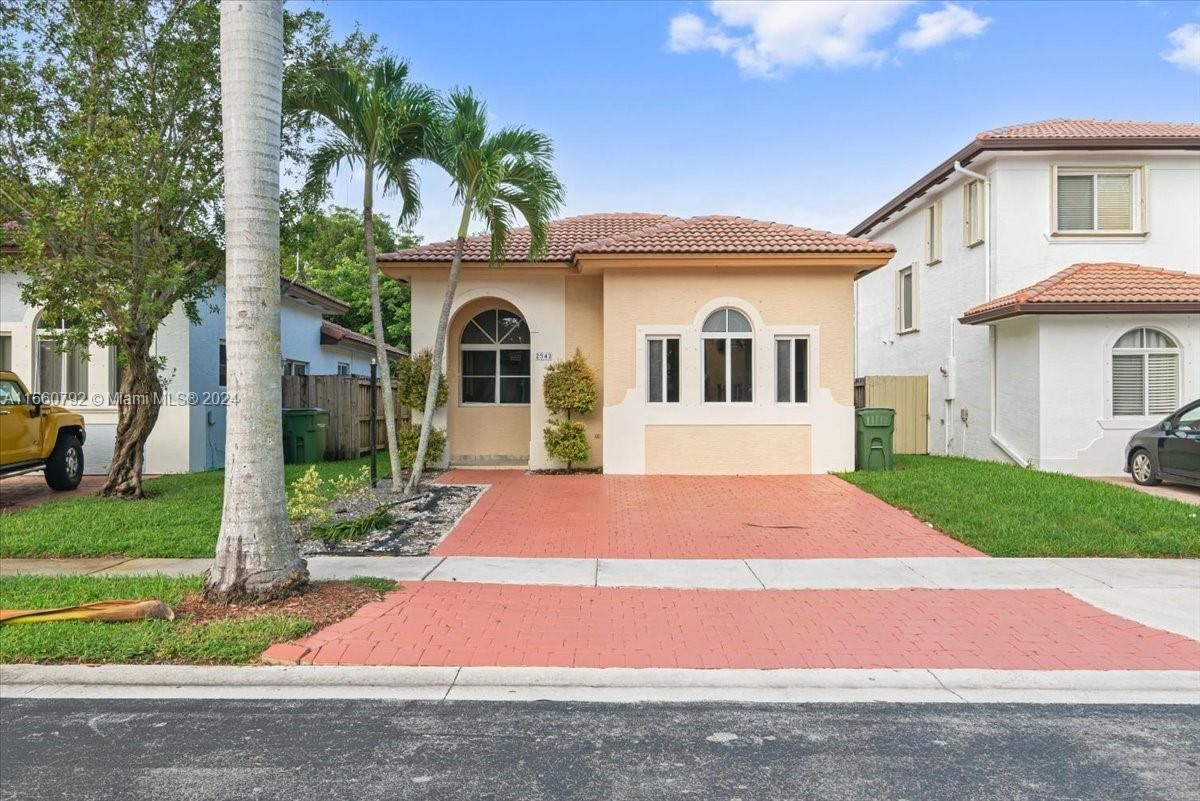 Real estate property located at 2542 41st Ter, Miami-Dade, MEGHANS PLACE, Homestead, FL