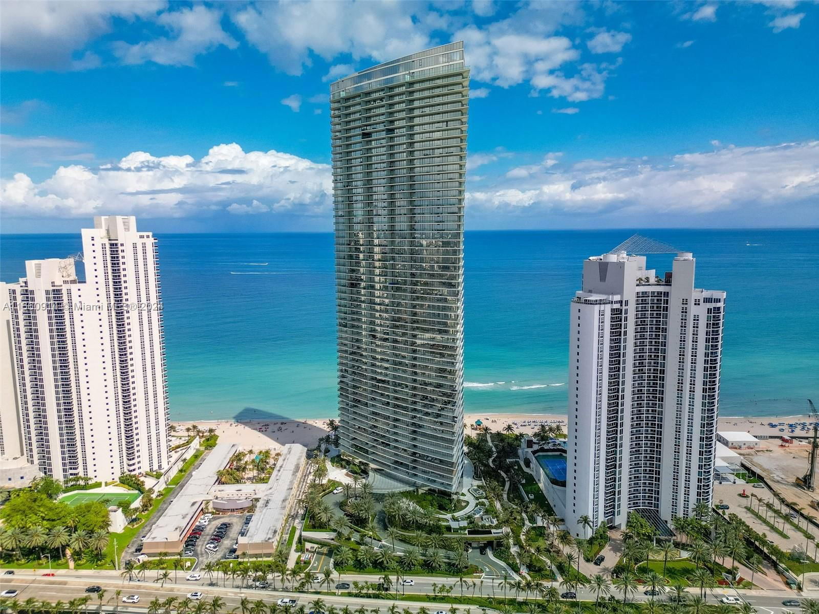 Real estate property located at 18975 Collins Ave #905, Miami-Dade, 18975 COLLINS CONDO, Sunny Isles Beach, FL