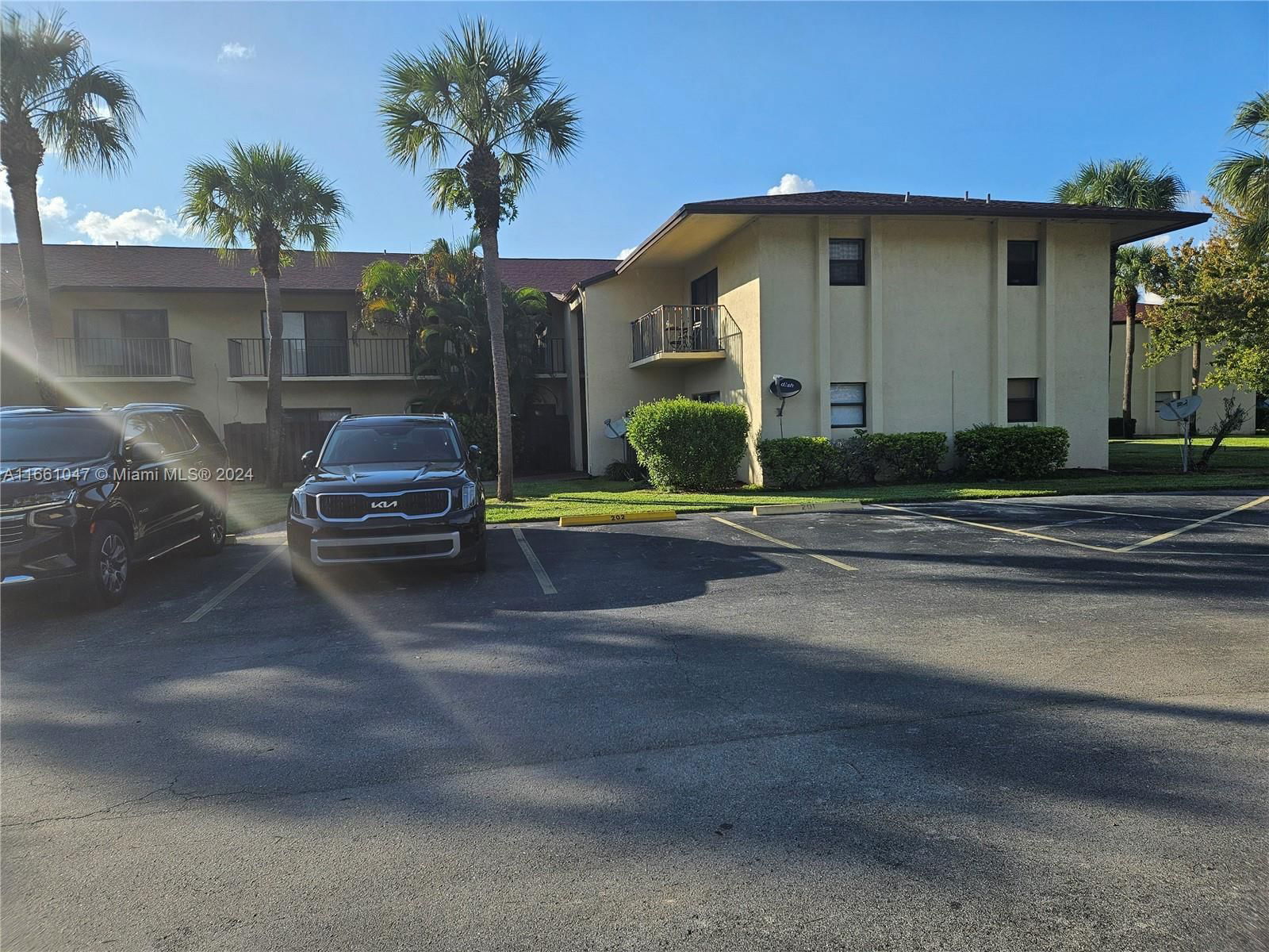 Real estate property located at 2050 Oleander Blvd #10103, St Lucie, ISLAND HOUSE CONDOMINIUM, Fort Pierce, FL