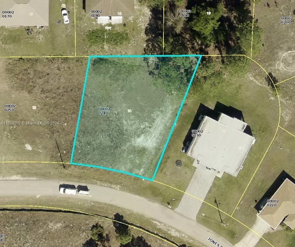 Real estate property located at 5008 Jones Drive, Lee, lehigh acres, Lehigh Acres, FL