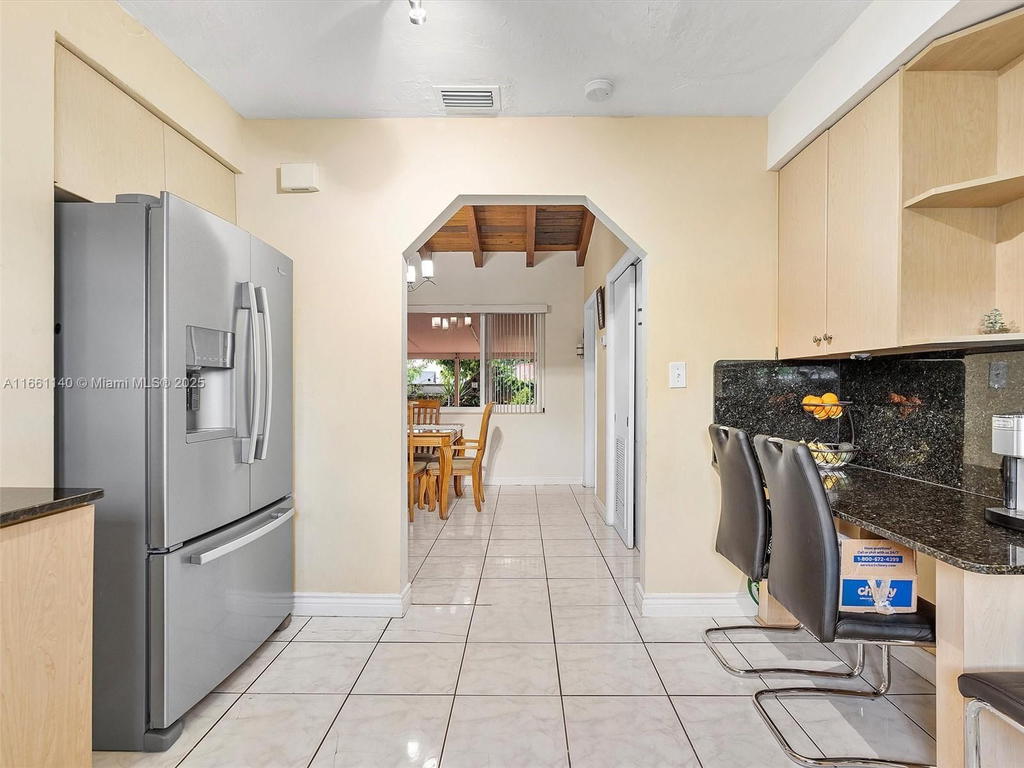 Real estate property located at 2380 7th St, Miami-dade, Beatrice Sub, Miami, FL