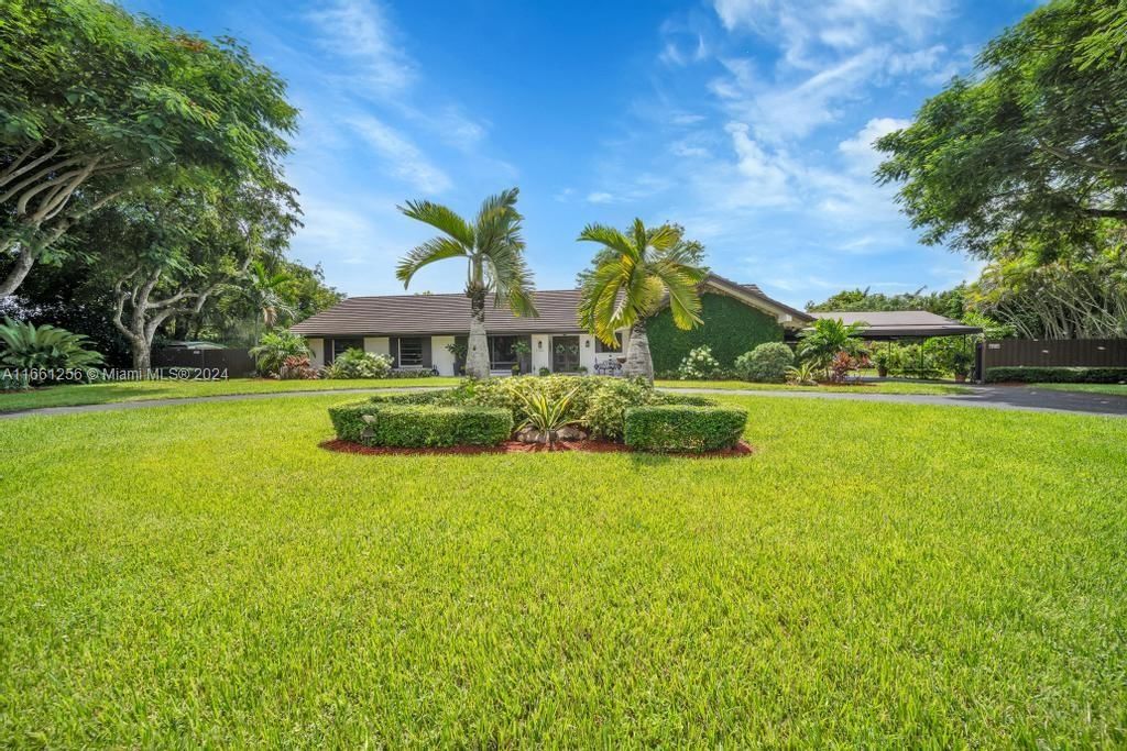 Real estate property located at 7706 74th Ln, Miami-Dade, JENNINGS ESTATES, Miami, FL