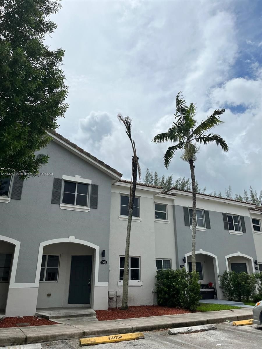 Real estate property located at 1516 31st Ct #1516, Miami-Dade, VENETIA GROVES, Homestead, FL