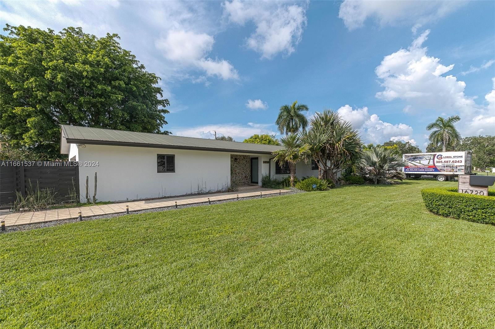 Real estate property located at 16720 276th St, Miami-Dade, MELODY MNR 1ST ADDN, Homestead, FL