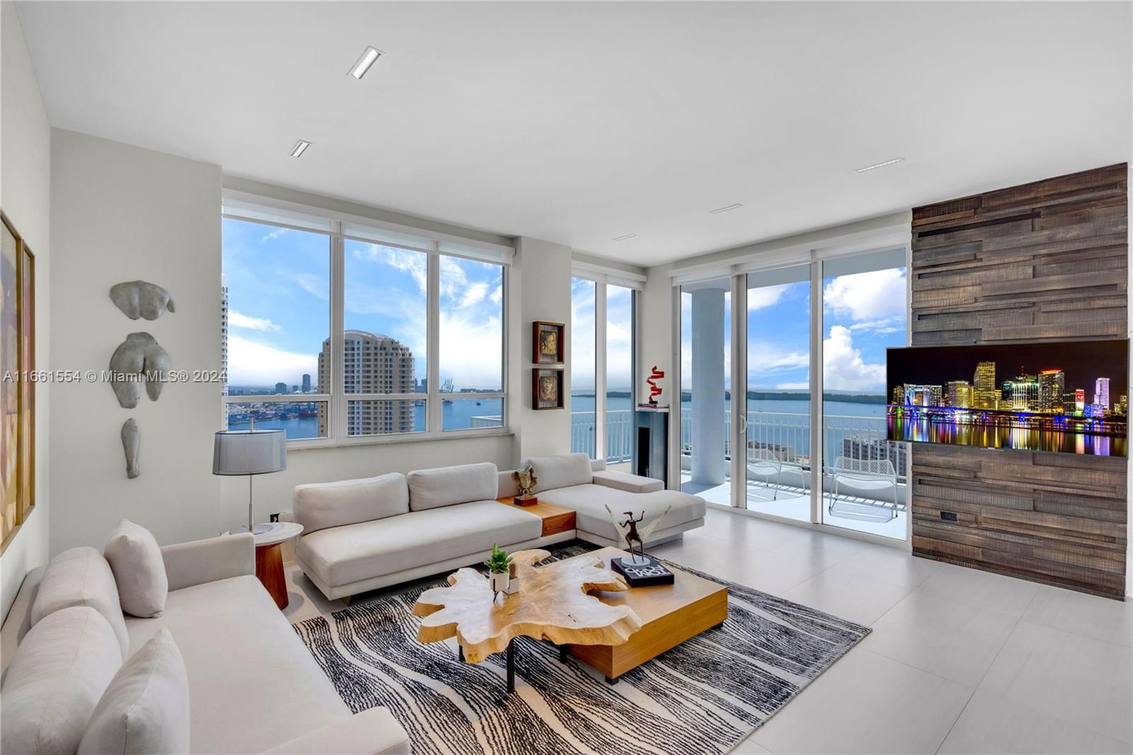 Real estate property located at 801 Brickell Key Blvd PH 3311, Miami-Dade, COURTS BRICKELL KEY CONDO, Miami, FL