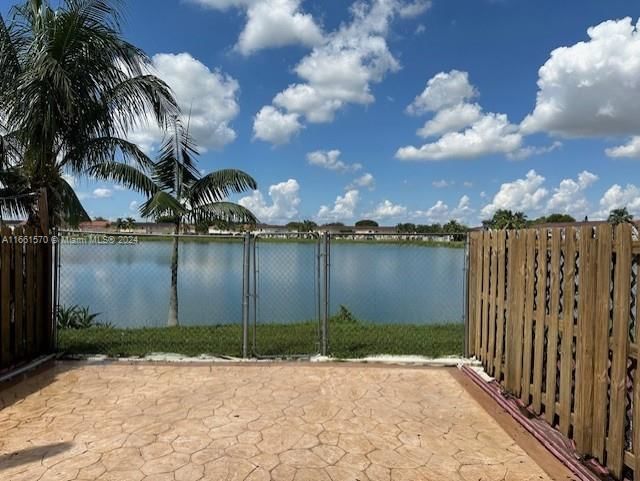 Real estate property located at 17360 139th Ct #17360, Miami-Dade, WEITZER SERENA LAKES TOWN, Miami, FL