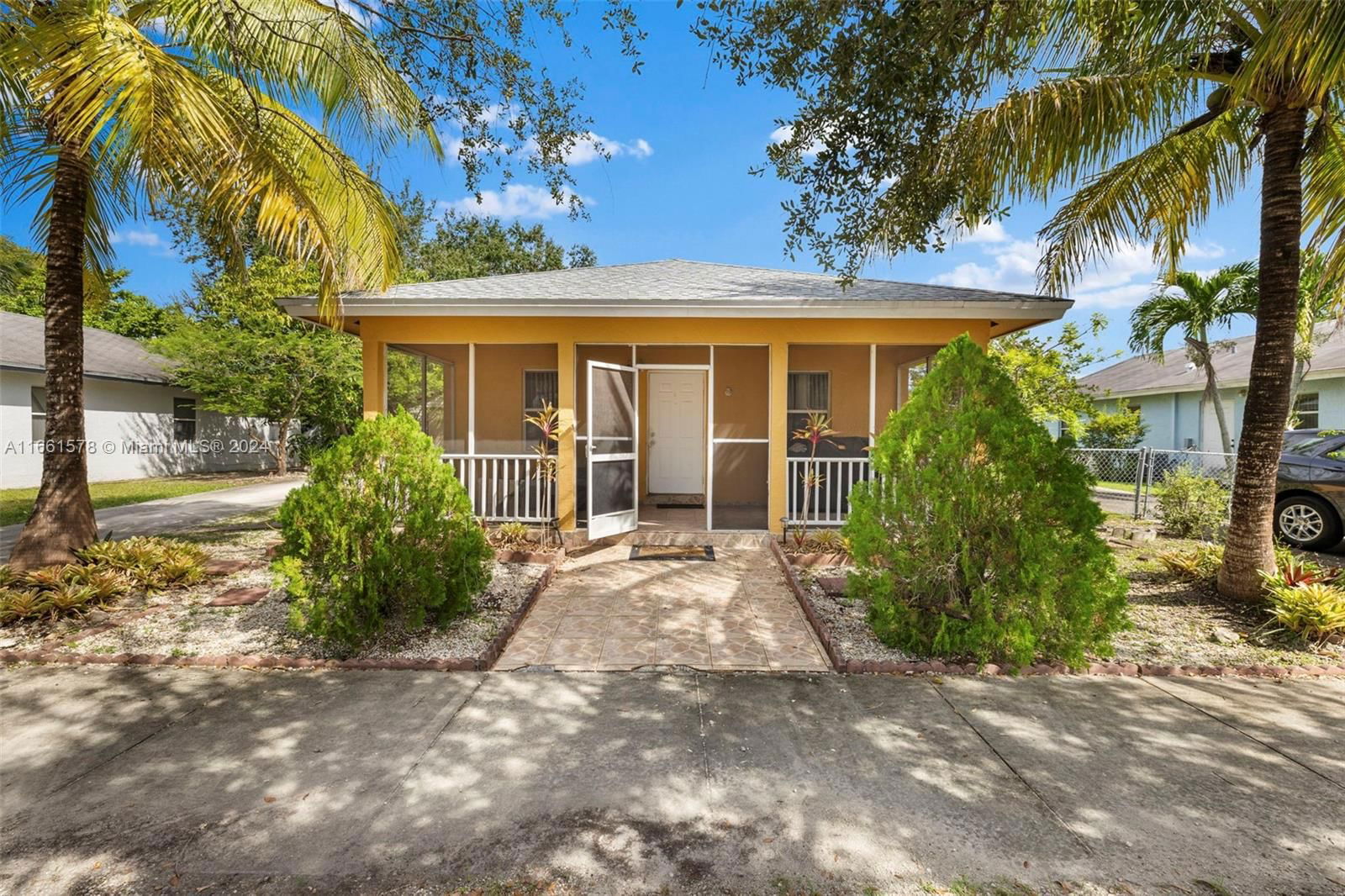 Real estate property located at 12953 245th Ter, Miami-Dade, JORDAN COMMONS, Homestead, FL