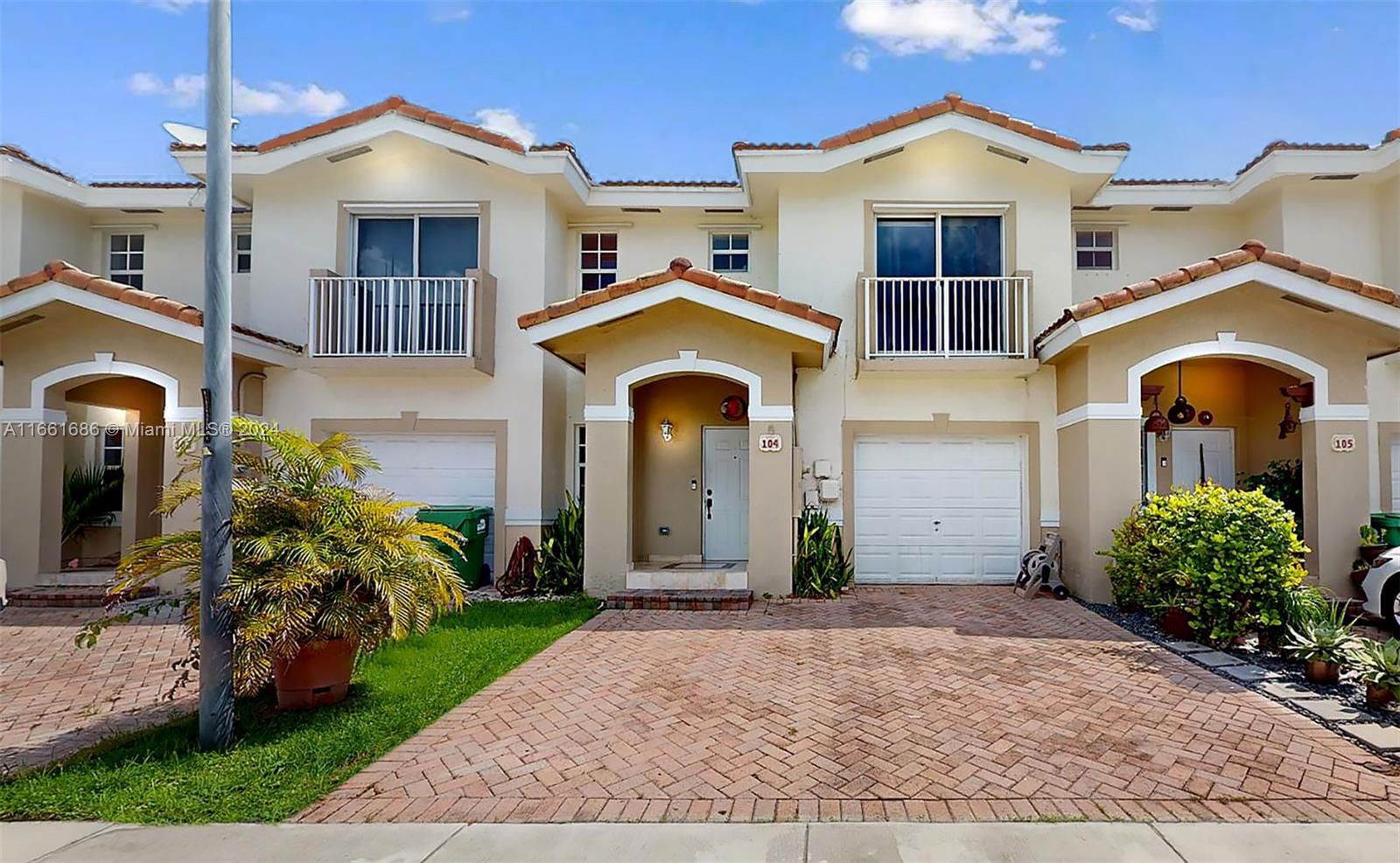 Real estate property located at 13978 260th St #104, Miami-Dade, CEDARS WOODS HOMES CONDO, Homestead, FL