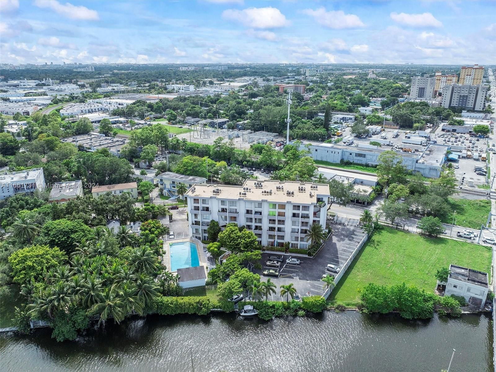 Real estate property located at 7801 4th Ct #103, Miami-Dade, RIVERVIEW VILLAGE CONDO, Miami, FL