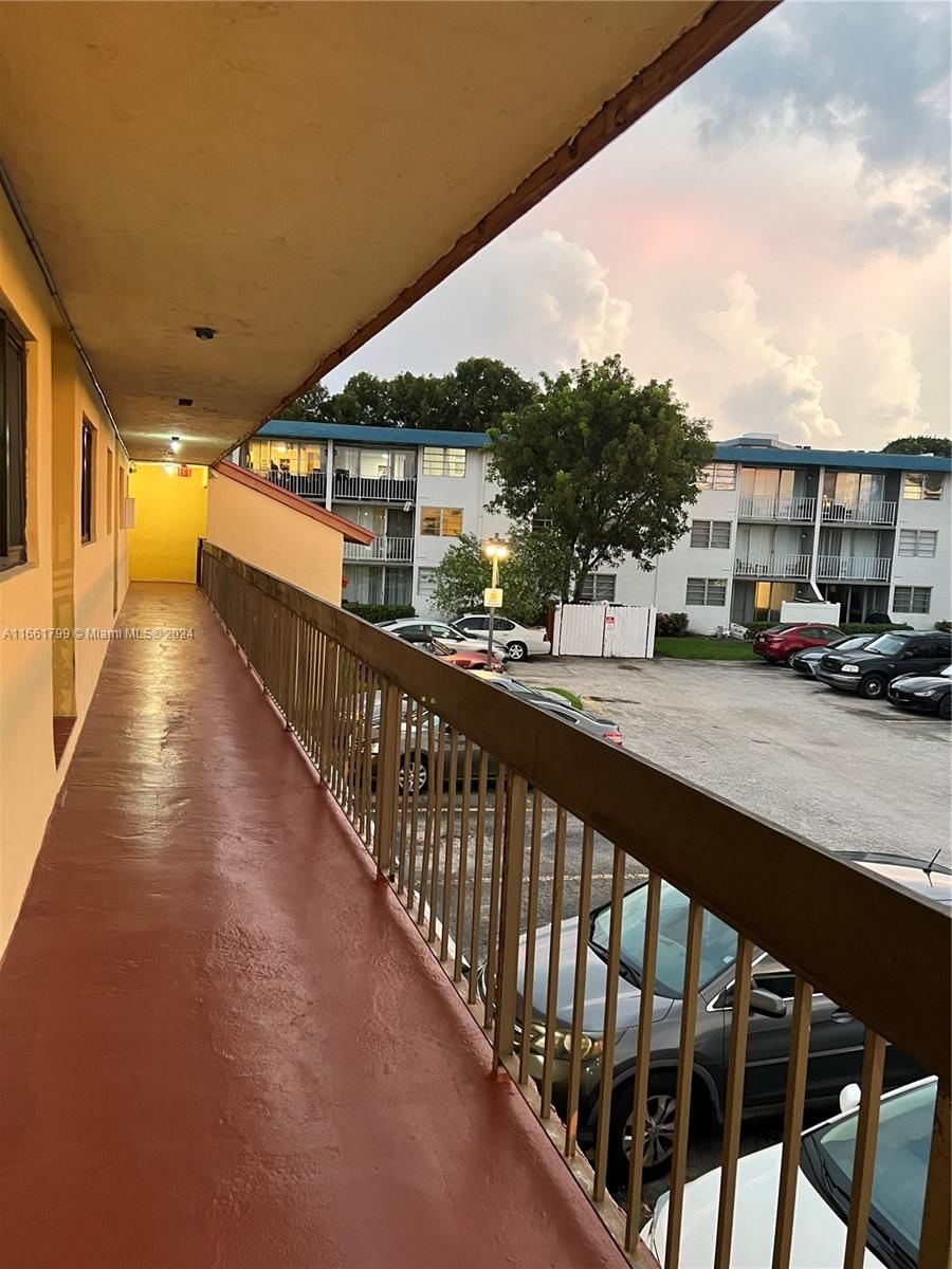 Real estate property located at 8875 Fontainebleau Blvd #203, Miami-Dade, PINE LAKE VILLAGE CONDO, Miami, FL