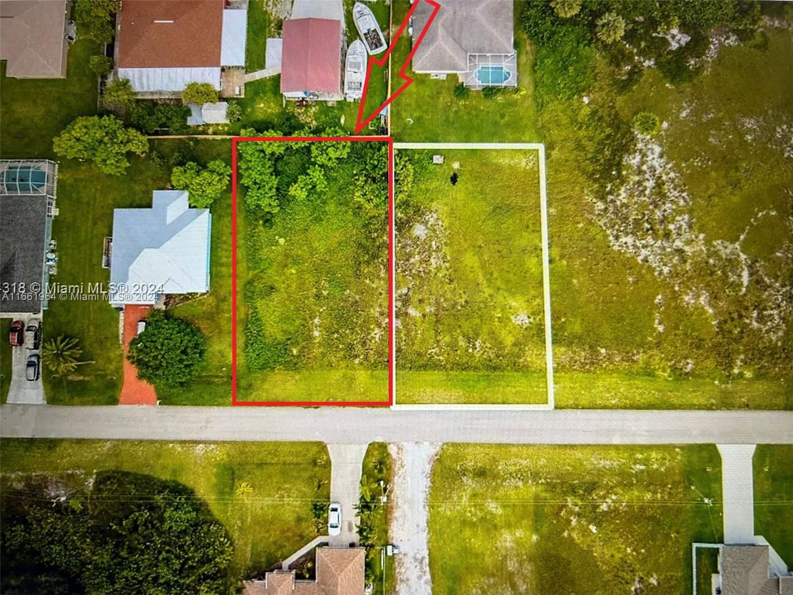 Real estate property located at 713 Downer Avenue South, Lee, Lehigh Acres, FL