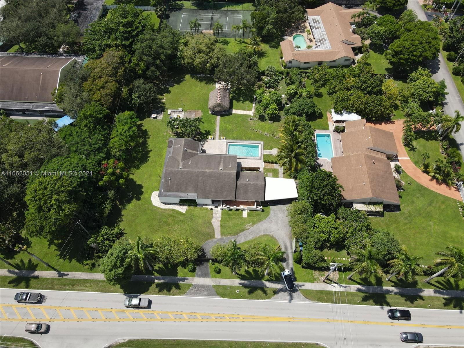 Real estate property located at 12220 87th Ave, Miami-Dade, SHAMROCK ACRES, Miami, FL