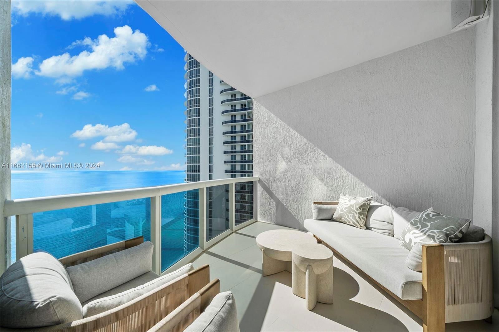 Real estate property located at 16001 Collins Ave #2706, Miami-dade, Tdr Tower I Condo, Sunny Isles Beach, FL