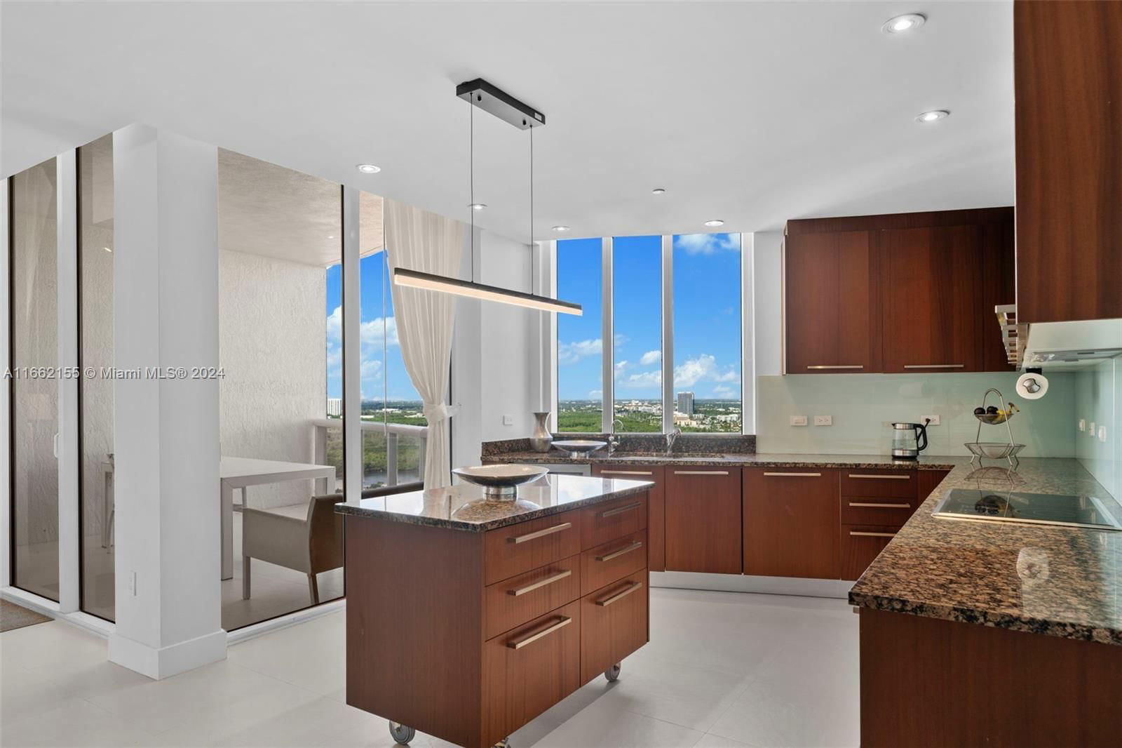 Real estate property located at 16001 Collins Ave #2706, Miami-dade, Tdr Tower I Condo, Sunny Isles Beach, FL