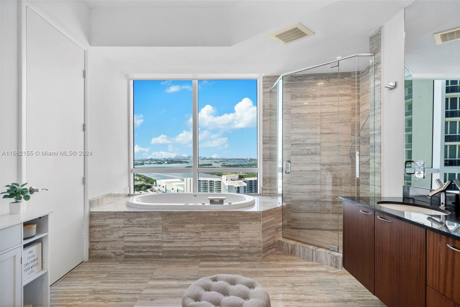 Real estate property located at 16001 Collins Ave #2706, Miami-dade, Tdr Tower I Condo, Sunny Isles Beach, FL