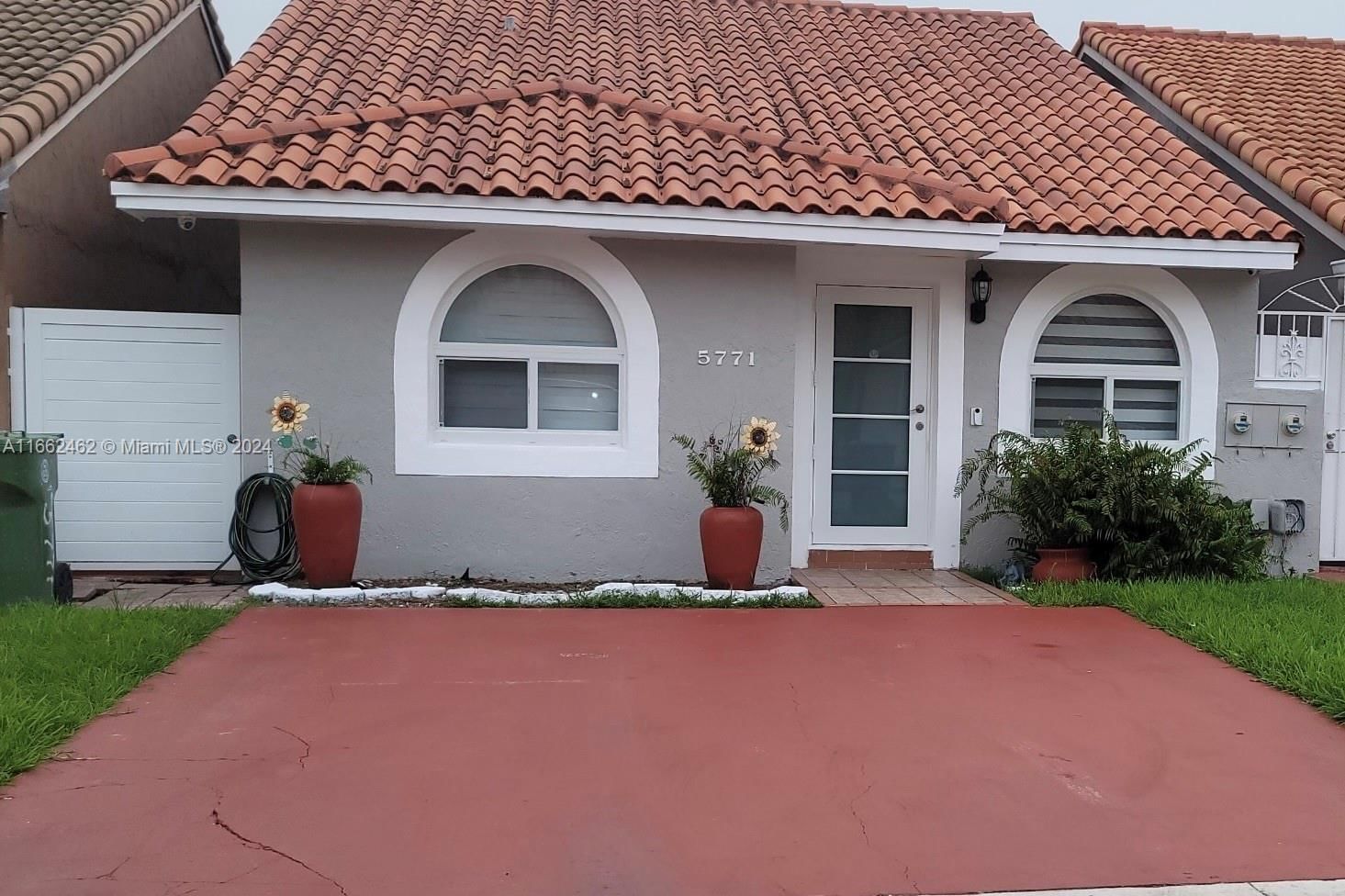 Real estate property located at 5771 21st Ave, Miami-Dade, MICHELLE JARDINS, Hialeah, FL