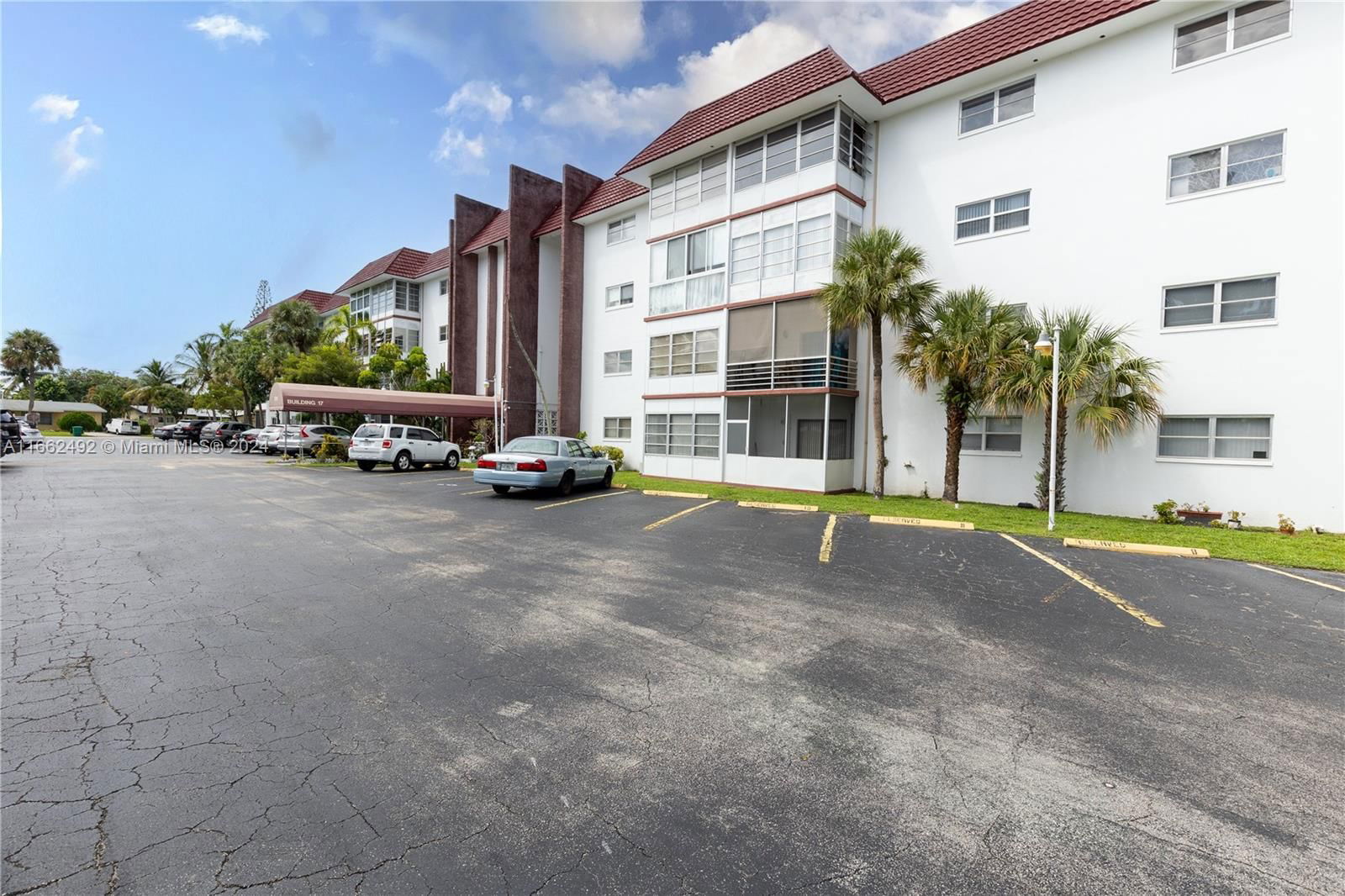 Real estate property located at 2061 47th Ter #214, Broward, CASTLE APARTMENTS 17 COND, Lauderhill, FL