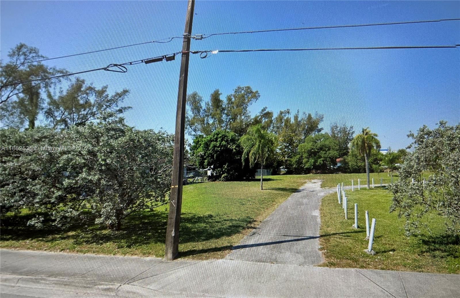 Real estate property located at 0 NW 22 Ave, Miami-Dade, ARCH CREEK ESTS, Miami, FL