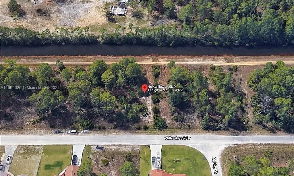 Real estate property located at 469 Willowbrook Dr, Lee, Lehigh Acres, FL