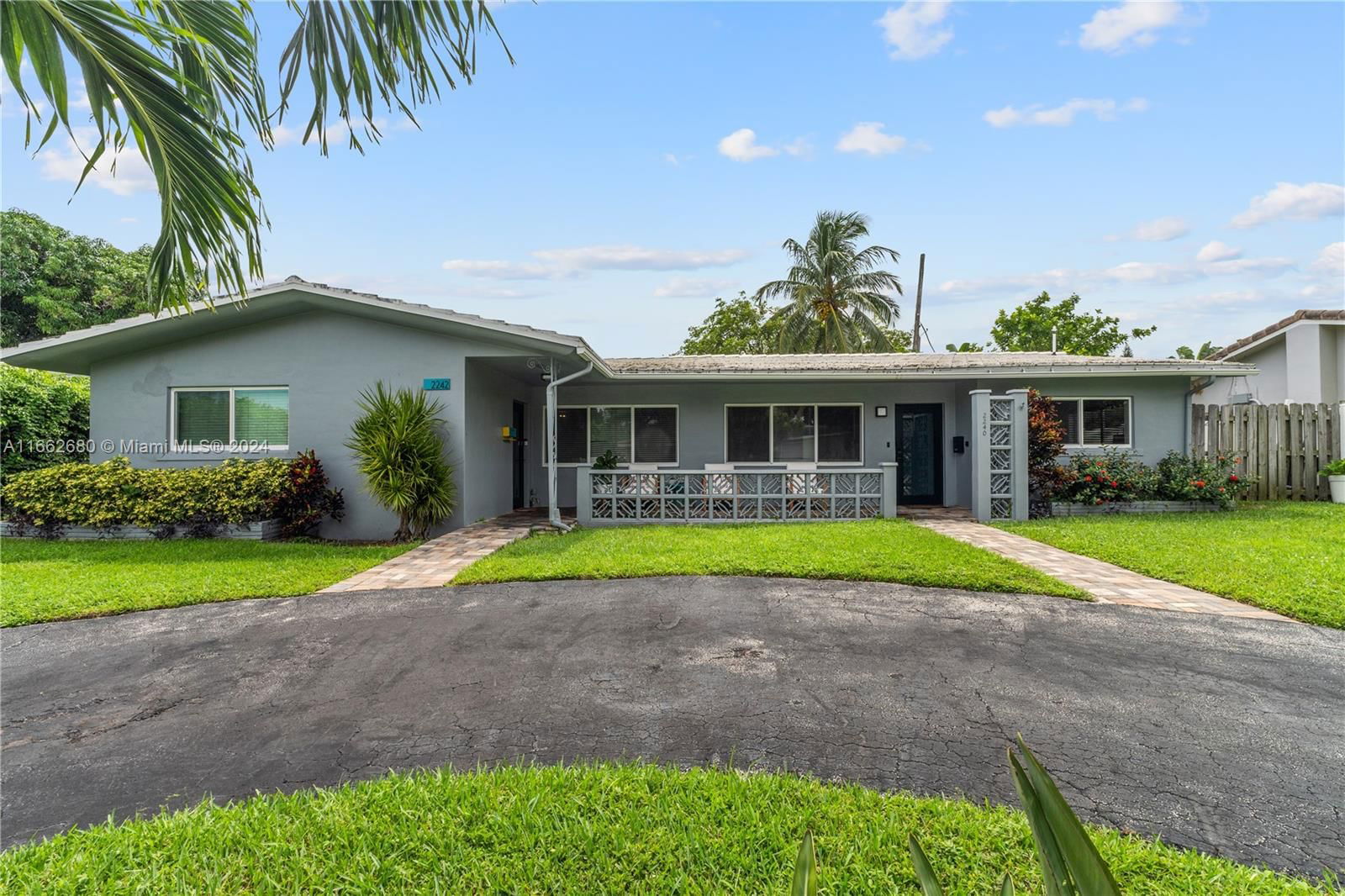 Real estate property located at 2242 37th St, Broward, LIGHTHOUSE MANOR, Lighthouse Point, FL