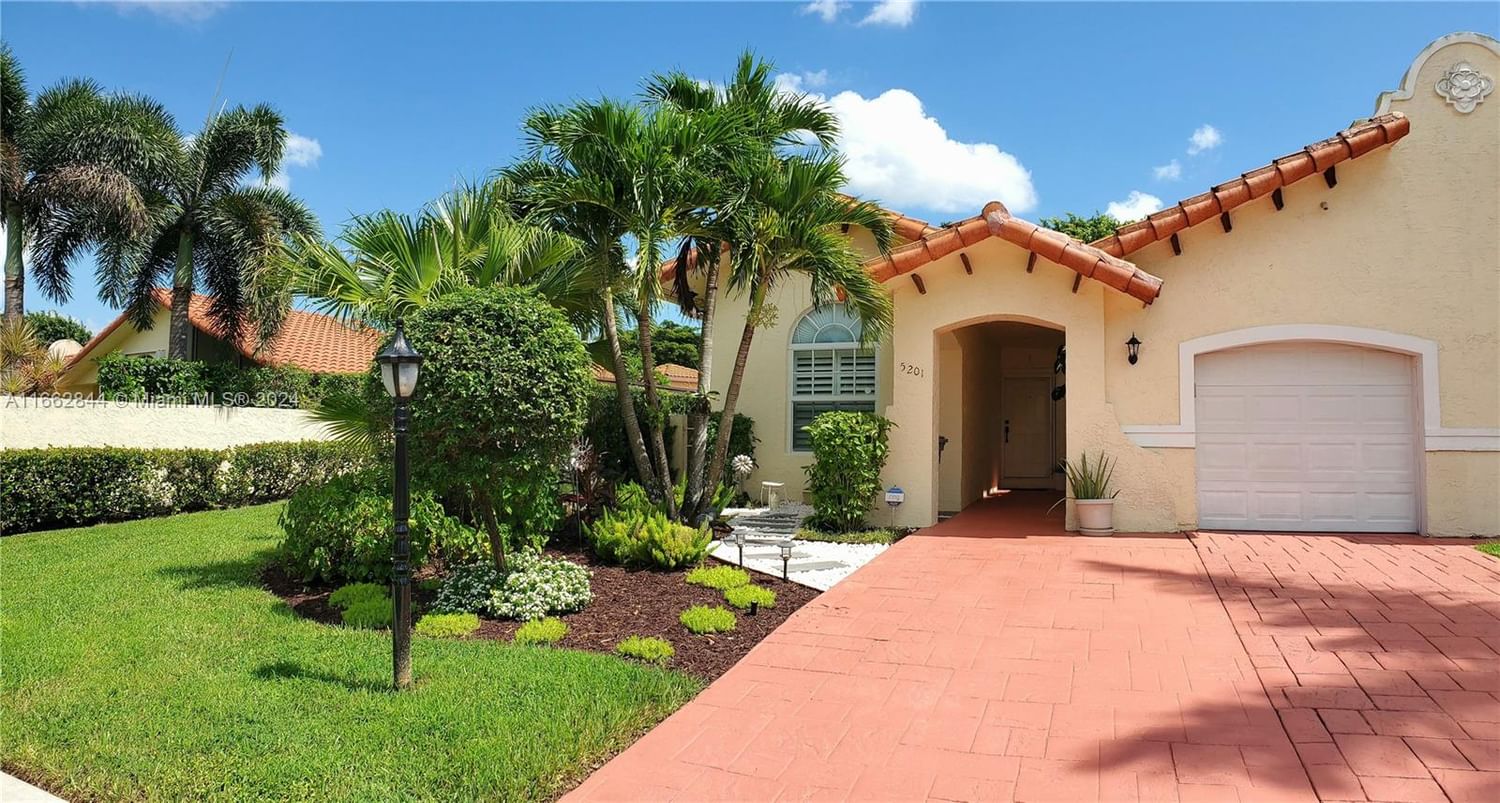 Real estate property located at 5201 Casa Real Dr, Palm Beach, LA CASA 1, Delray Beach, FL