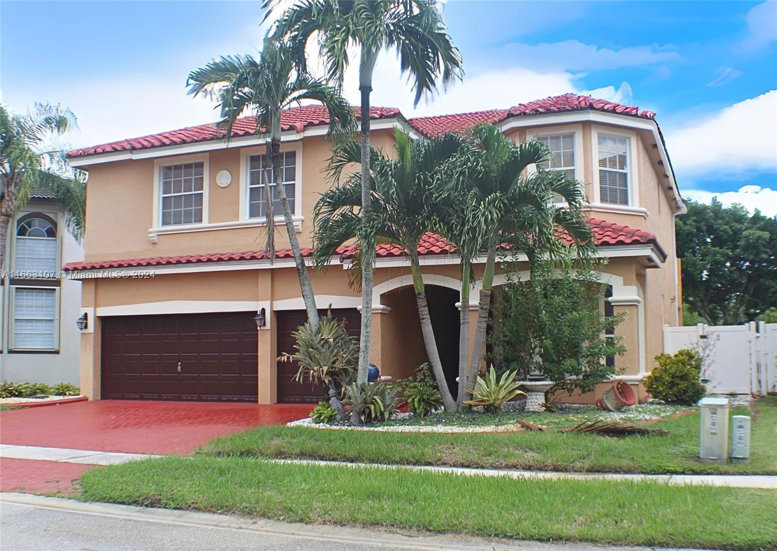 Real estate property located at 1443 161st Ave, Broward, HEFTLER HOMES AT PEMBROKE, Pembroke Pines, FL