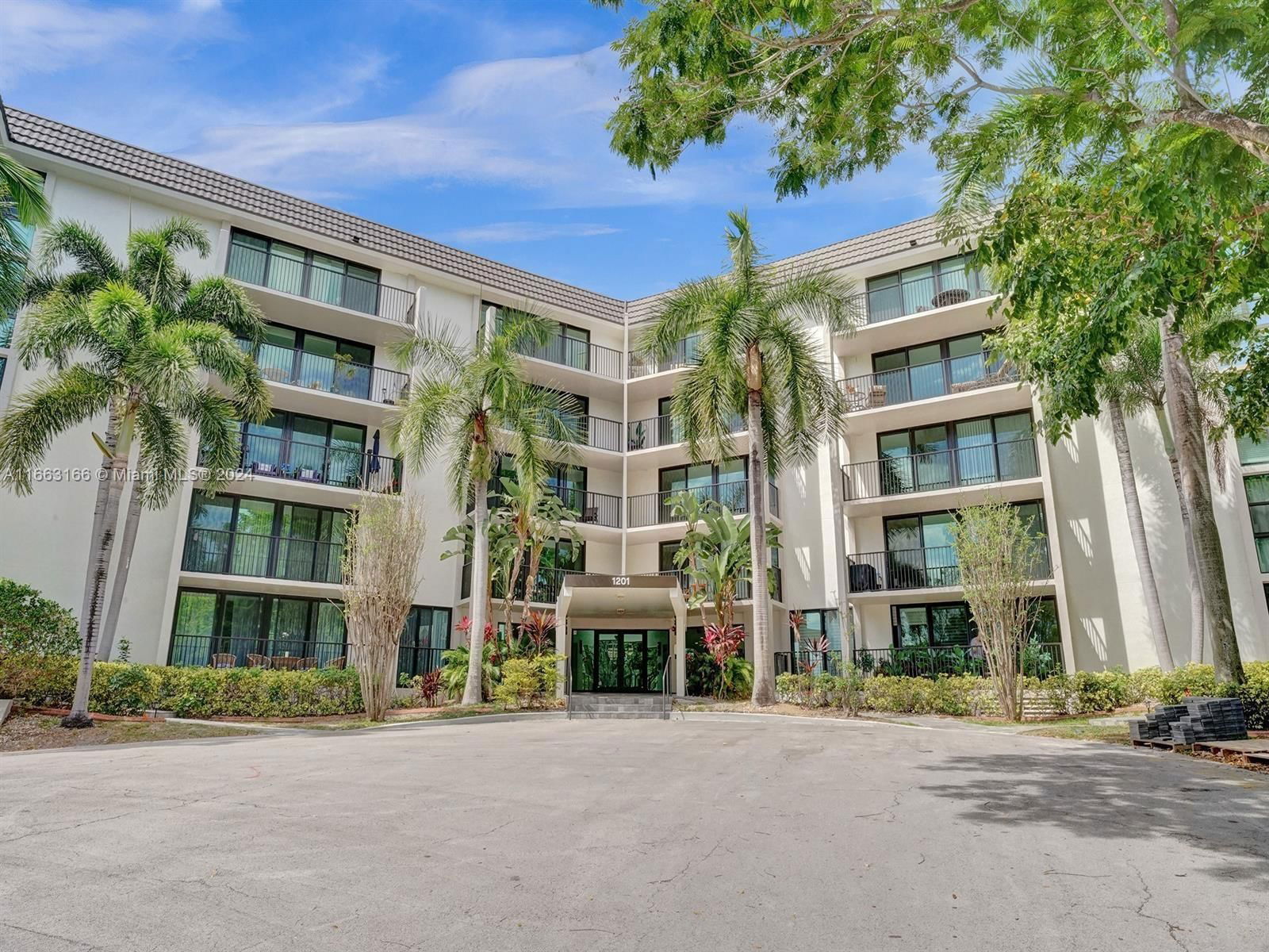 Real estate property located at 1201 River Reach Dr #206, Broward, RIVER REACH CONDOMINIUM I, Fort Lauderdale, FL