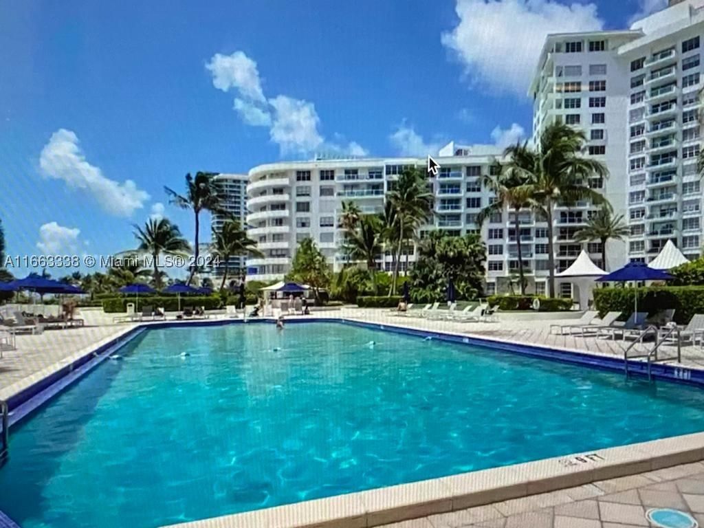 Real estate property located at 5151 Collins Ave #925, Miami-dade, Seacoast 5151 Condo, Miami Beach, FL