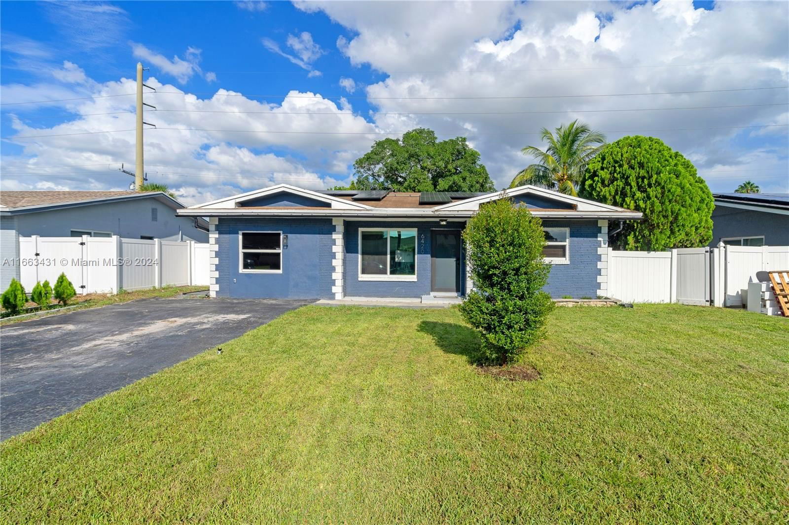 Real estate property located at 6420 31st Way, Broward, PALM-AIRE VILLAGE 2ND SEC, Fort Lauderdale, FL