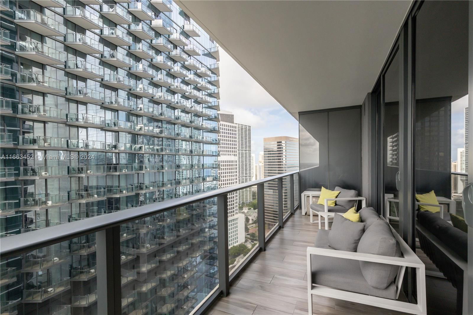 Real estate property located at 801 Miami Ave #3107, Miami-Dade, 801 SMA RESIDENCES CONDO, Miami, FL