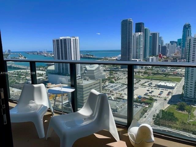 Real estate property located at 1600 1st Ave #2909, Miami-Dade, CANVAS CONDO, Miami, FL