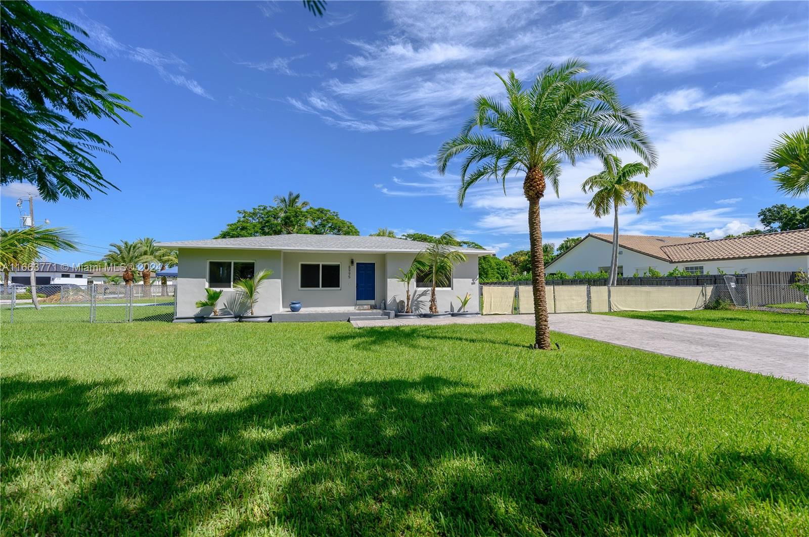 Real estate property located at 8995 158th St, Miami-Dade, UNPLATTED, Palmetto Bay, FL