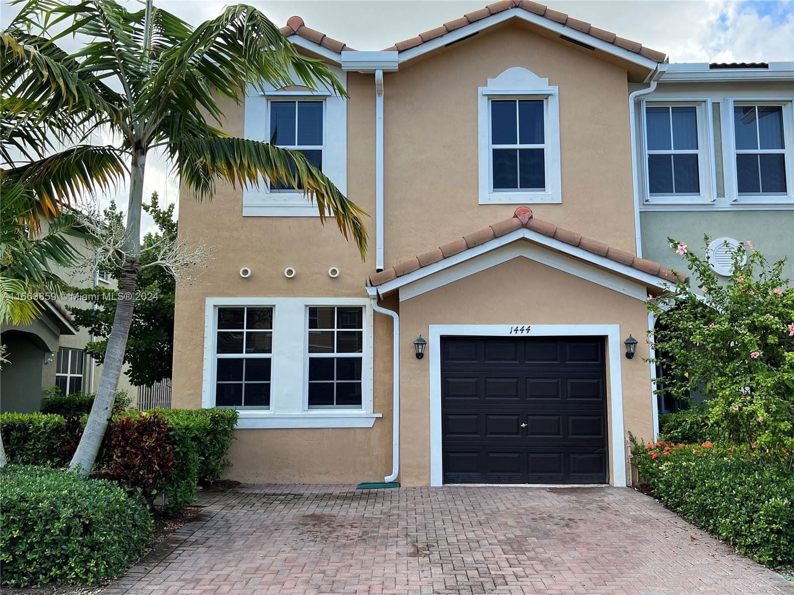 Real estate property located at 1444 24th Ter, Miami-Dade, KEYS GARDEN, Homestead, FL