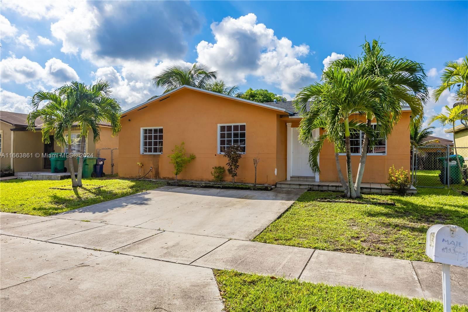 Real estate property located at 3782 202nd St, Miami-Dade, WATERMEN HOMES 1ST ADDN, Miami Gardens, FL