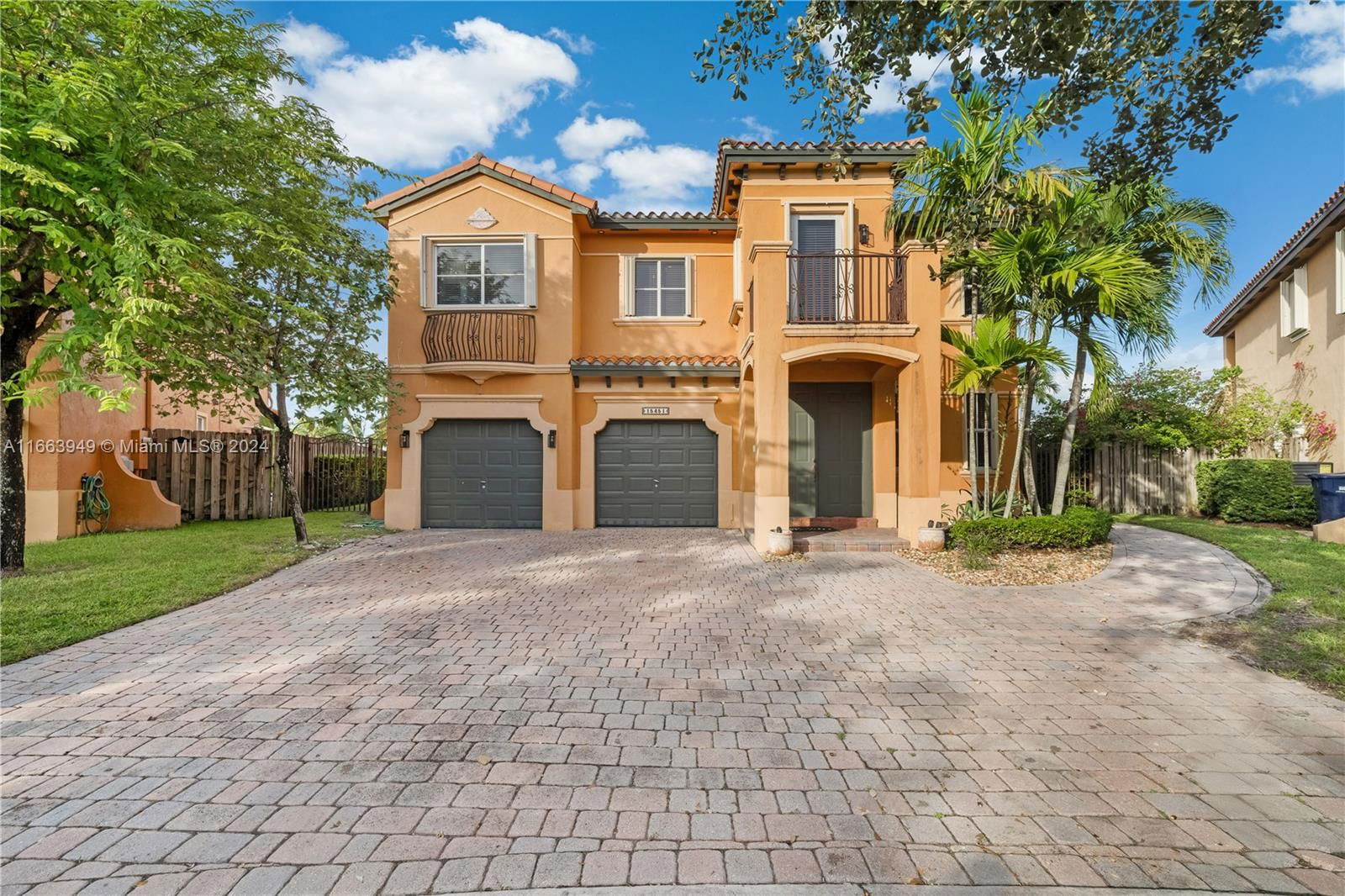 Real estate property located at 15451 30th St, Miami-Dade, EGRET LAKES ESTATES SEC 7, Miami, FL