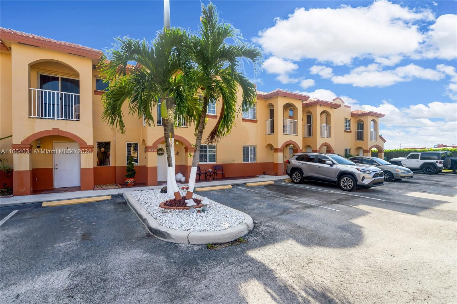 Real estate property located at 11447 95th Ct #4, Miami-Dade, ETHEREAL GARDENS II CONDO, Hialeah Gardens, FL