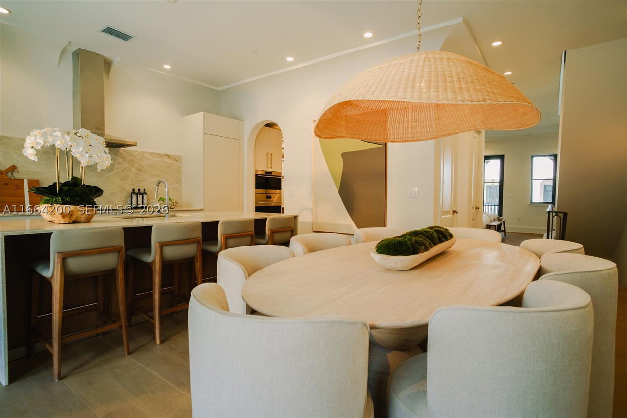 Real estate property located at 504 Malaga Ave T14, Miami-dade, Coral Gables Biltmore Sec, Coral Gables, FL