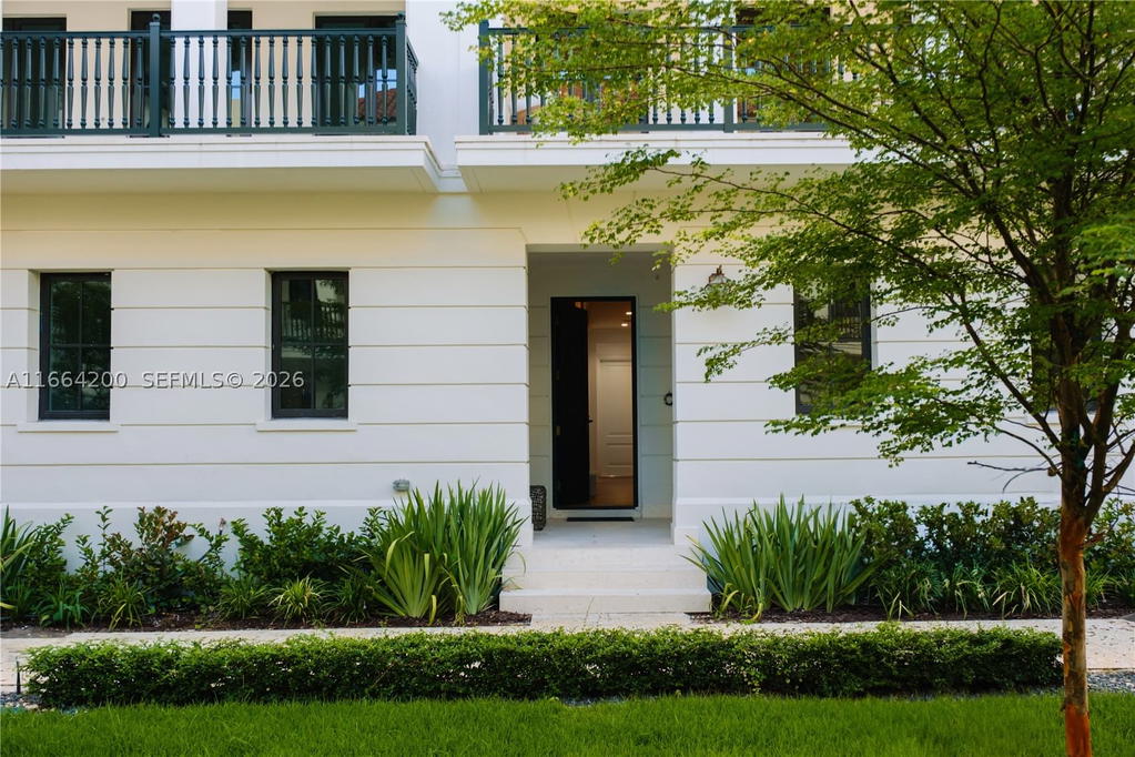 Real estate property located at 504 Malaga Ave T14, Miami-dade, Coral Gables Biltmore Sec, Coral Gables, FL