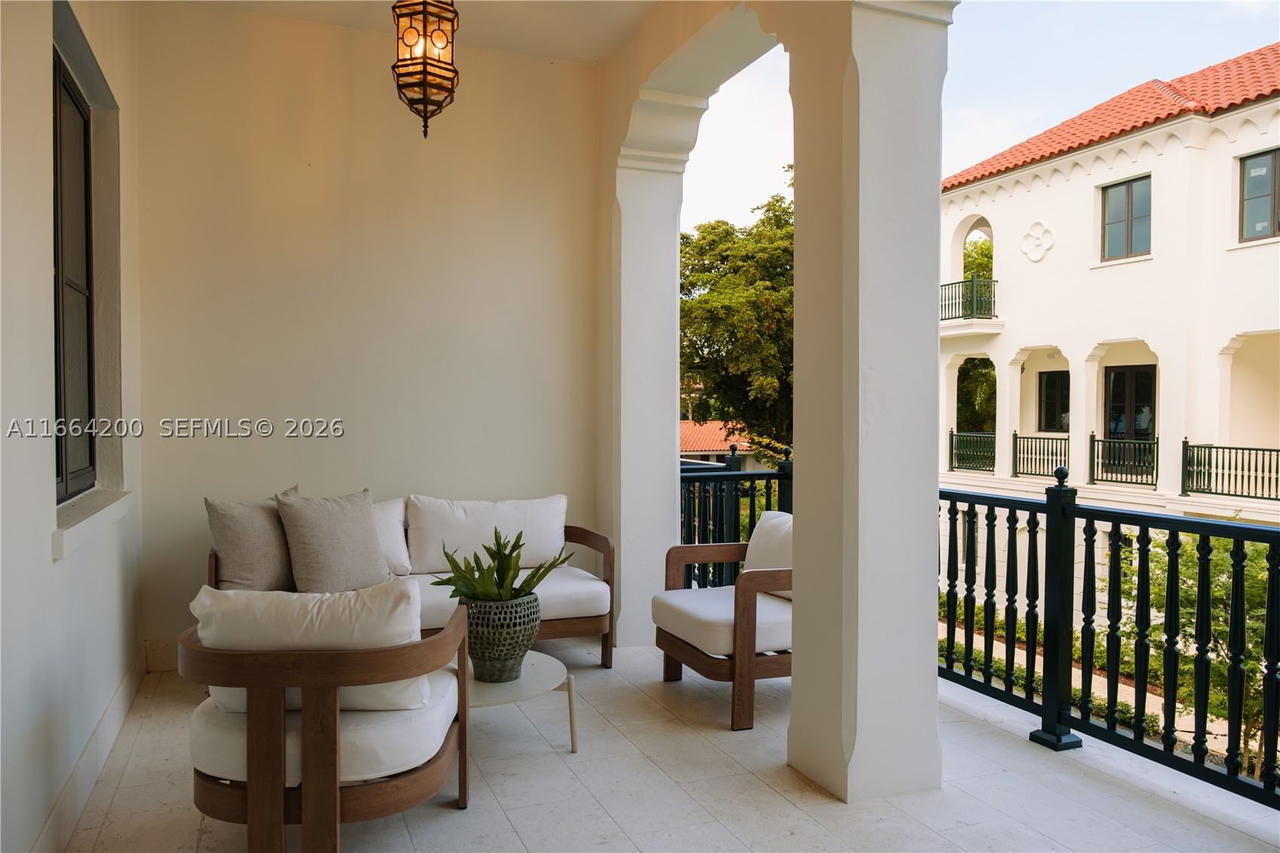 Real estate property located at 504 Malaga Ave T14, Miami-dade, Coral Gables Biltmore Sec, Coral Gables, FL
