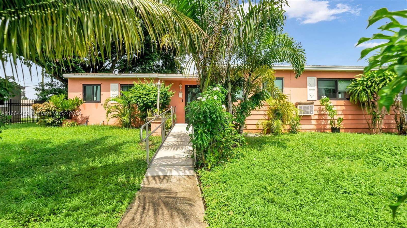 Real estate property located at 1021 195th St, Miami-Dade, NORWOOD 4TH ADDN, Miami Gardens, FL