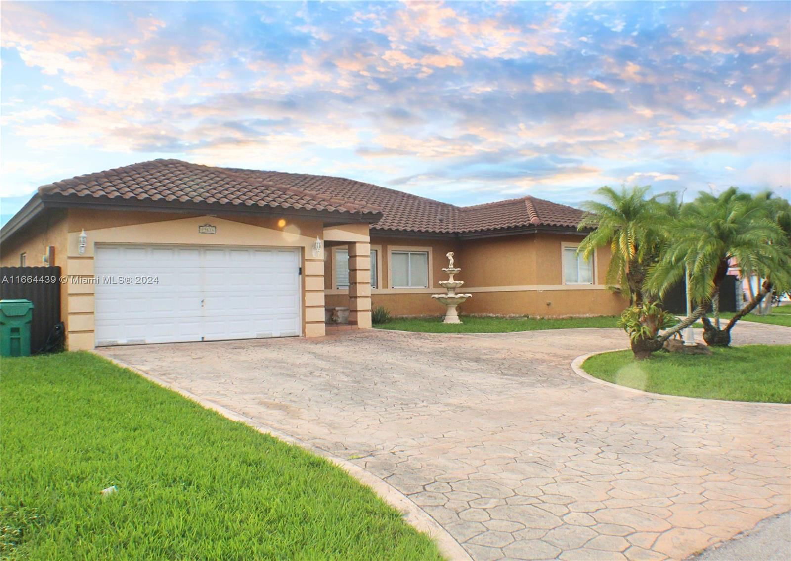 Real estate property located at 19614 133rd Ct, Miami-Dade, BLACK CREEK ESTATES, Miami, FL