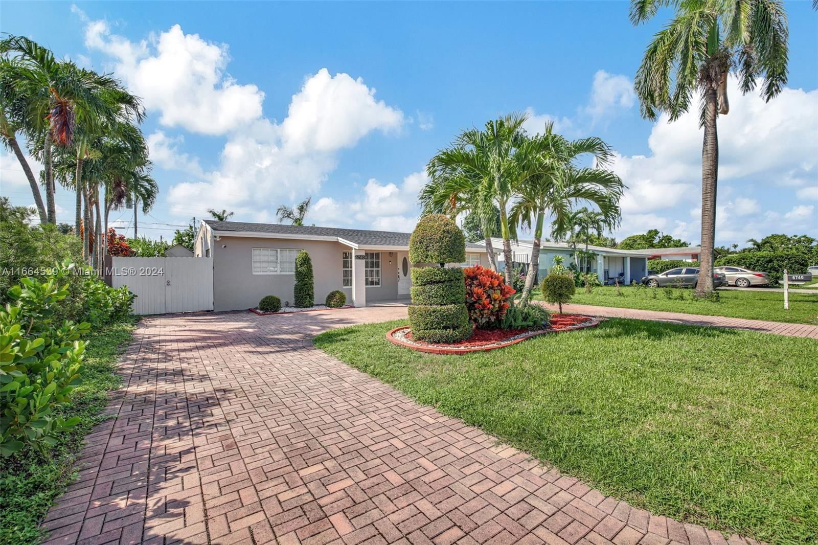 Real estate property located at 6740 Coolidge St, Broward, DRIFTWOOD ACRES NO 10, Hollywood, FL