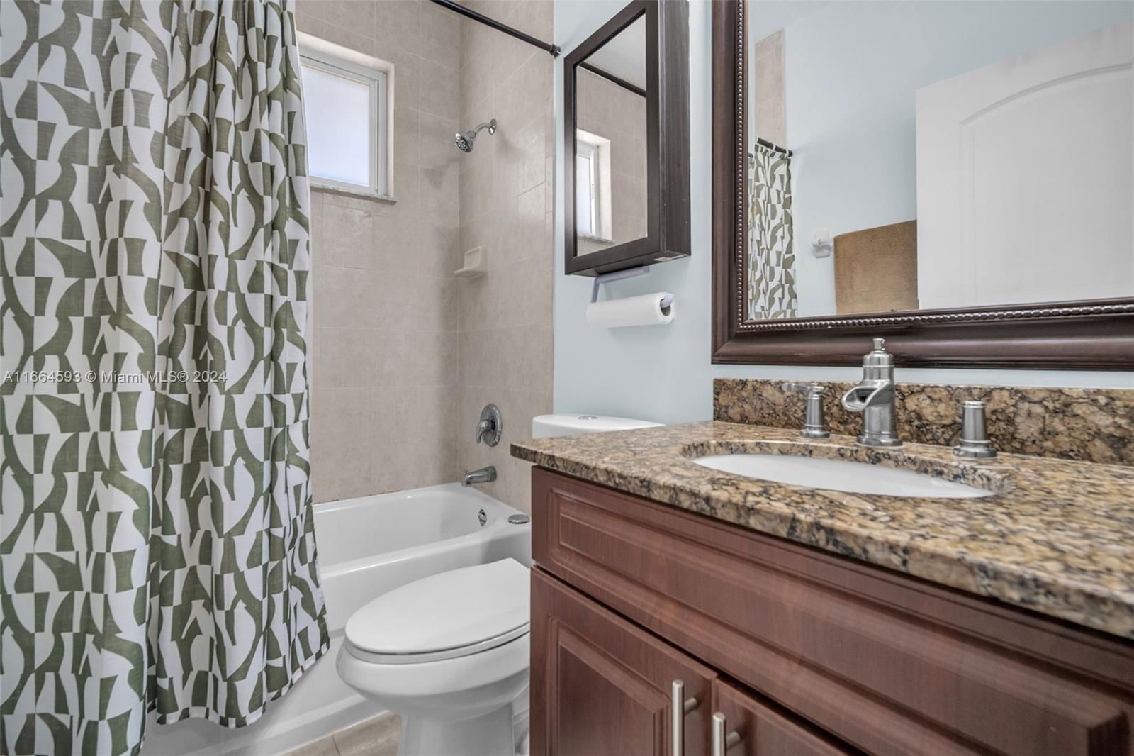 Real estate property located at 12406 214th Ter, Miami-dade, Jesslyn Subdivision, Miami, FL