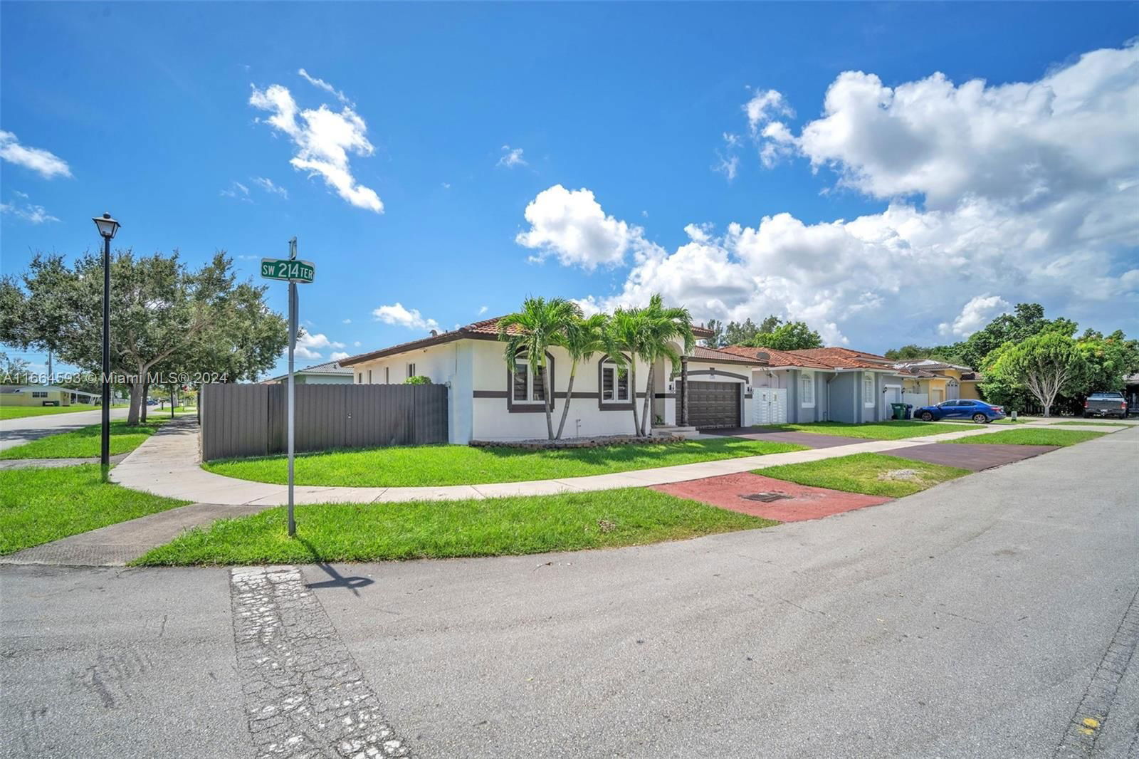 Real estate property located at 12406 214th Ter, Miami-dade, Jesslyn Subdivision, Miami, FL